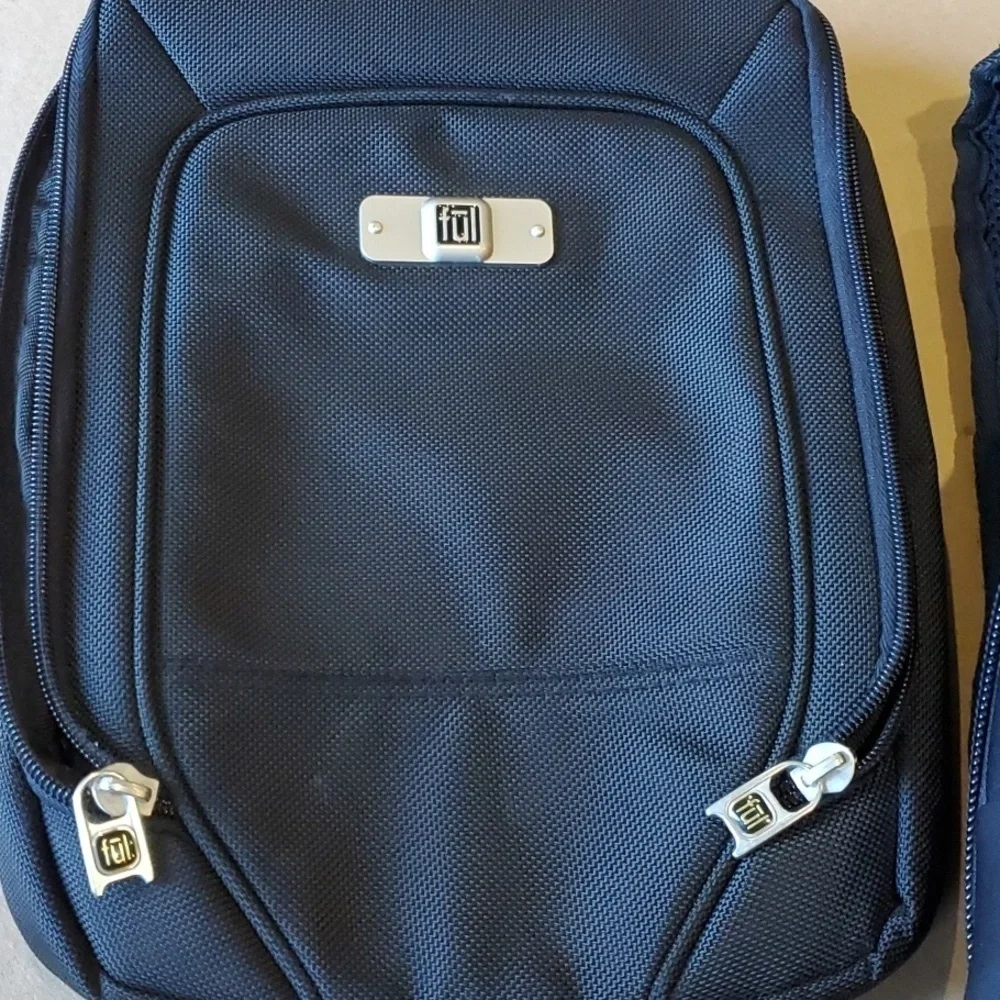 FUL two in one Macbook and IPad computer backpack Black